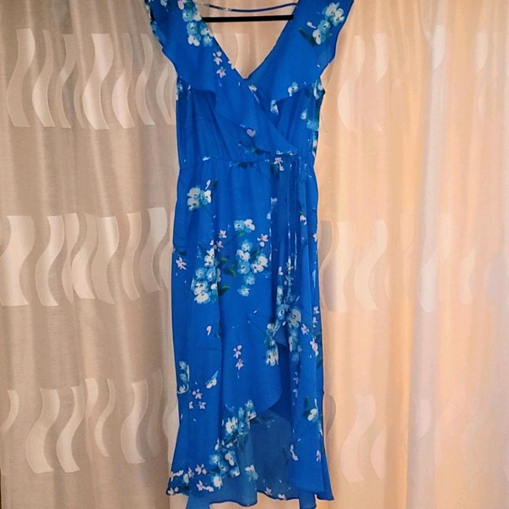 Socialite Blue Floral Mid Dress